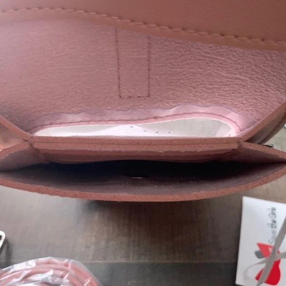 Wallet/Phone Case - Picture 3 of 3